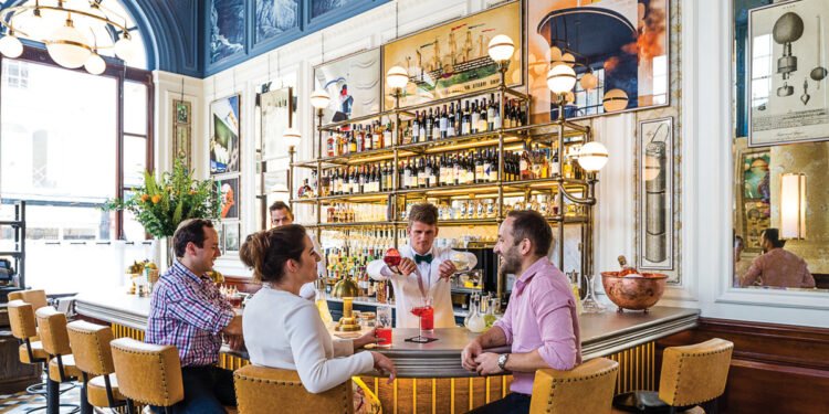 Gusto Faces Collapse as UK Dining Sector Crisis Deepens