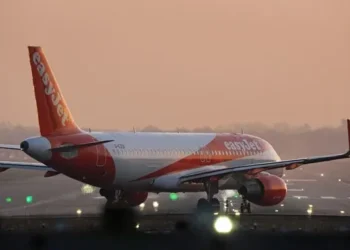 Terror Probe Launched After Man Allegedly Shouts “Allahu Akbar” and “Death to Trump” on EasyJet Flight