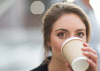 Hot Tea and Coffee Found to Contain Highest Levels of Microplastics in Popular Drinks