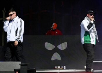 Kneecap Pushes Forward with European Tour Despite Hungary Ban and Canceled Gigs