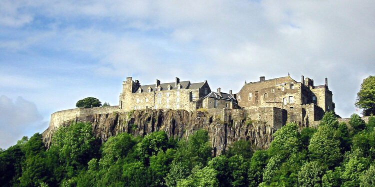 ChatGPT said: Stirling Named UK’s Cheapest Travel Destination as Visitors ‘Step Back in Time’