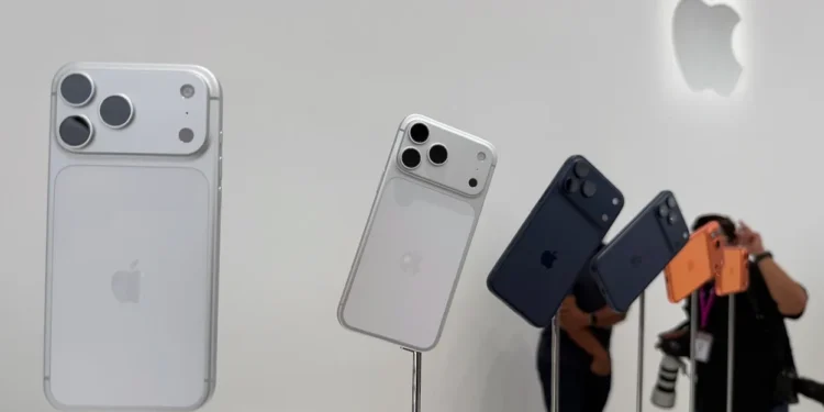 Apple Unveils Ultra-Thin $999 iPhone Air at “Awe-Dropping” Annual Event