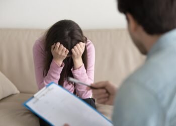 Private Psychology Costs Surge in UK as Practitioners Turn Away Clients Amid Record Demand