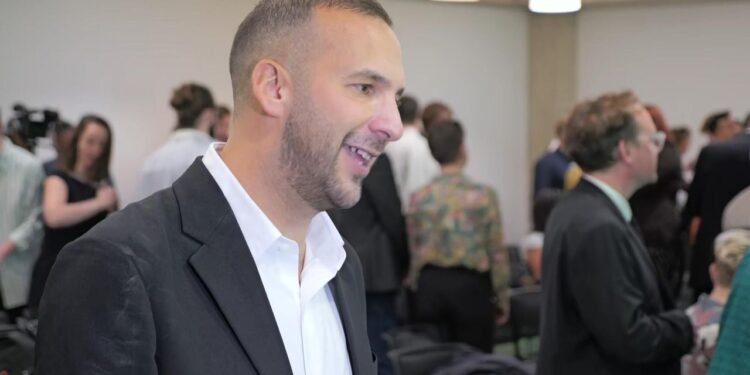 Privatisation of UK Industries Exacerbates Cost of Living Crisis, Warns Green Party Leader