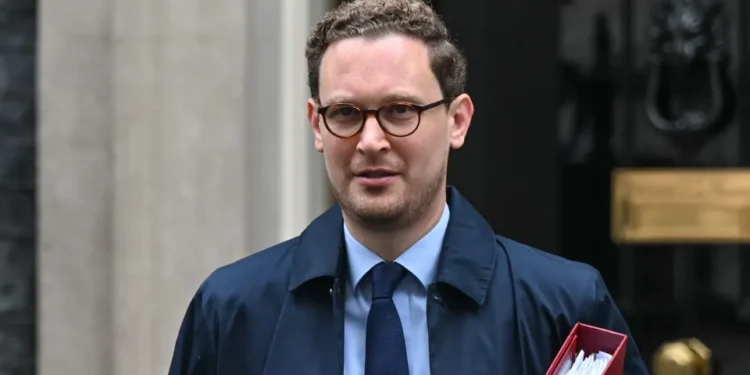 Rachel Reeves’s Key Ally Darren Jones Given Senior Role in Starmer’s Mini Reshuffle