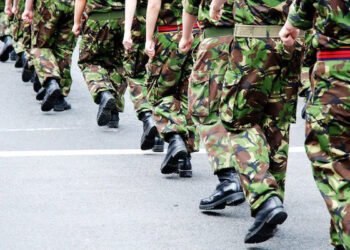 Army Orders Officers to Cut Ties with Men-Only Clubs