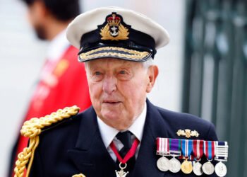 Admiral of the Fleet Sir David Bathurst Dies Aged 89