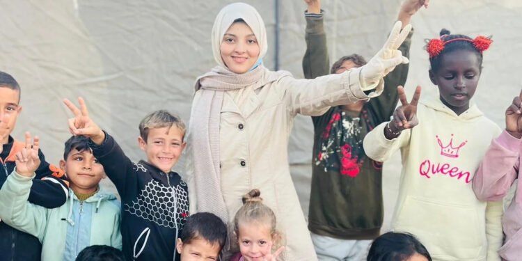 MPs Urge UK to Let Gaza Scholars Bring Their Children