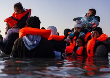 Human Rights Groups Challenge UK-France “One in, One Out” Deal