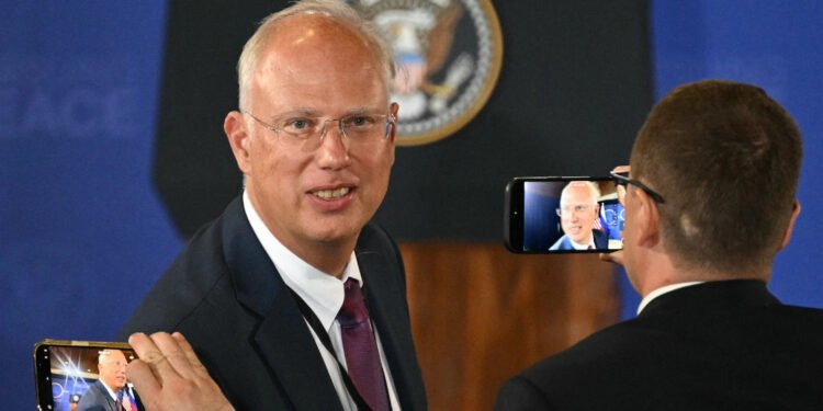 Russia’s Latest Push to Win US Favors Shows Deep Desperation