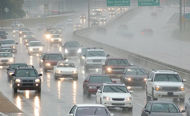 With Most MPs Unaware of Urgency, UK Faces Hurdle to Reach Net Zero