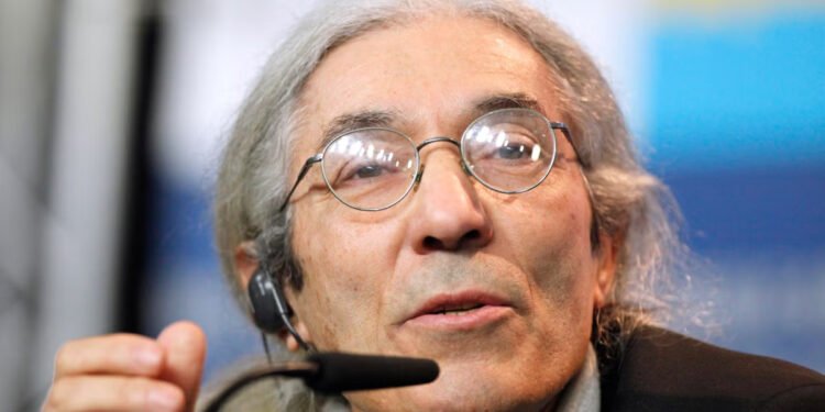 Algeria Pardons French-Algerian Novelist Sansal After Year in Jail