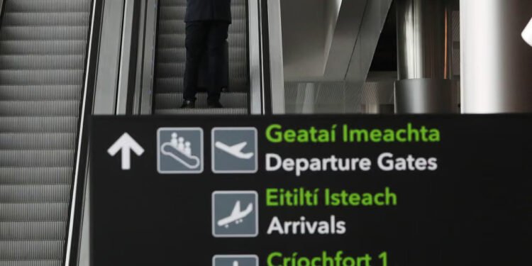 Experts Question HMRC Over Possible Child Benefit Privacy Breach