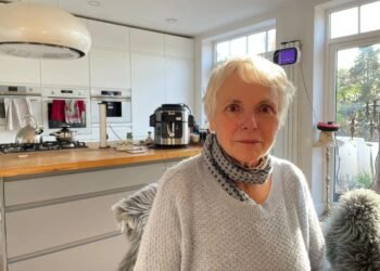 HS2 construction leaves Warwickshire village facing odour, noise, and environmental issues, affecting daily life and property values.