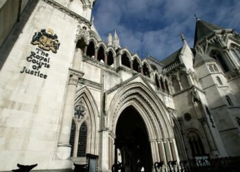 Judges to Decide Fate of Chief Constable Guilty of Contempt