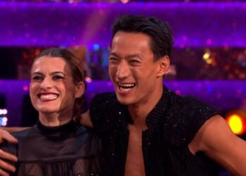 Karen Carney Stuns on Blackpool Week, Deserves Strictly Final