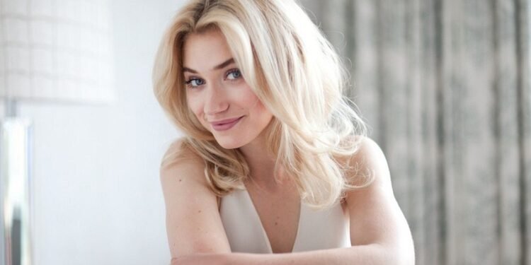 Hollywood Is an Industry of Looney Tunes Pretending to Be Normal