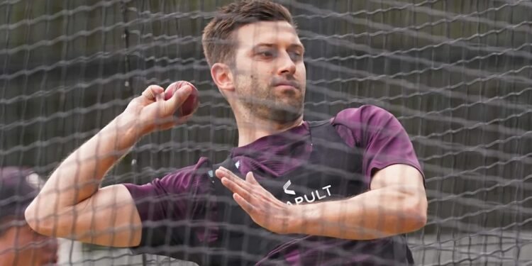 Mark Wood Bowls Rapid Nets Spell, Ashes Test Hopes Rise
