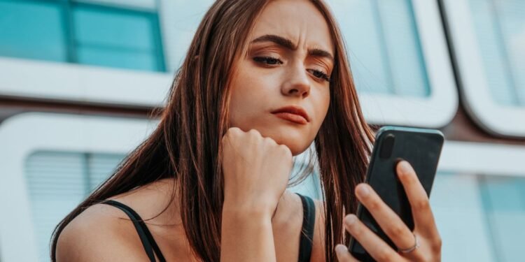 Ofcom urges platforms to limit abuse and curb online ‘pile-ons’