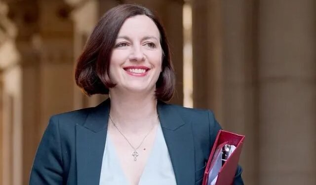 Phillipson Accused of Appeasing Unions by Diluting EBacc