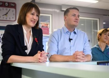 Reeves rejects £1bn plea for NHS redundancy payouts