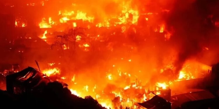 Thousands Homeless After Massive Fire in Dhaka Shantytown