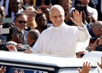 Pope Leo XIV Begins Historic Trip to Turkey and Lebanon