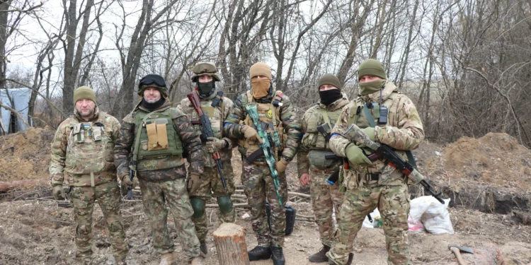 Foreign AI Videos Threaten Ukraine Support, Warns Cooper