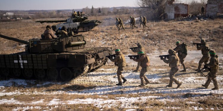 Zelensky to Meet Trump in Florida for Talks on Ending War