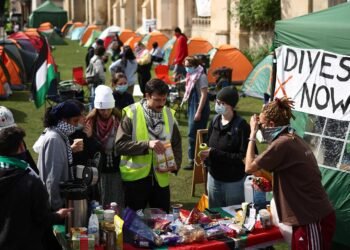 Cambridge Faces Scrutiny Over Arms Investment Transparency