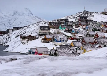 Canada dispatches senior officials to open Greenland consulate