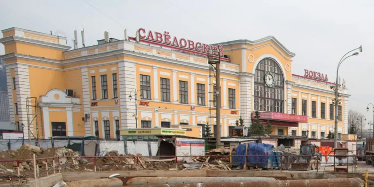 Explosion near Moscow train station kills police officer