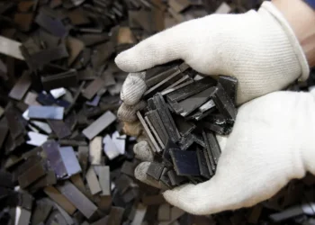 Fungi mining and giant waste piles: How to get rare earths without mining rock