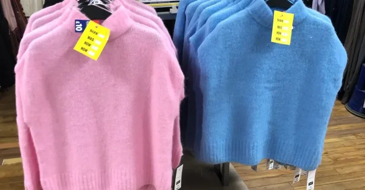 Major discount retailer closing down sale