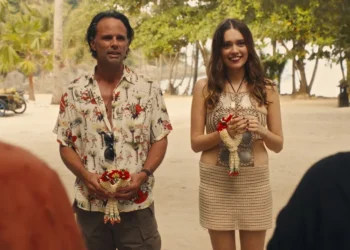 Netflix Paramount Warner Bros takeover battle