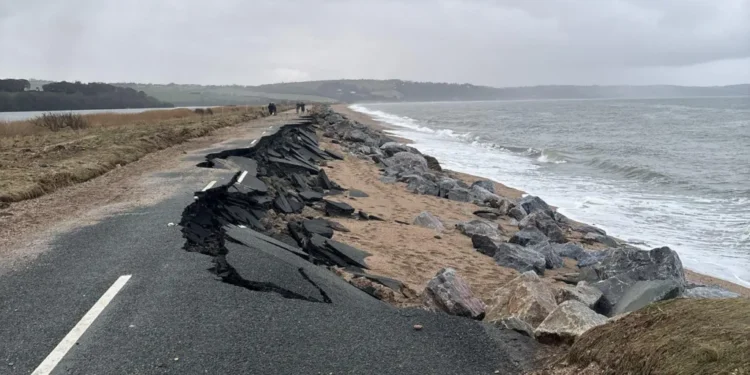 Stay away from collapsed road