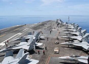 US build-up of warships and fighter jets near Iran