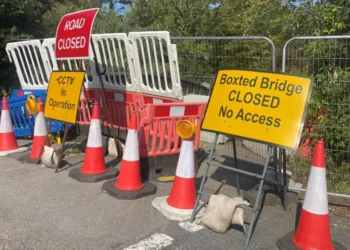 Victorian bridge traffic ban