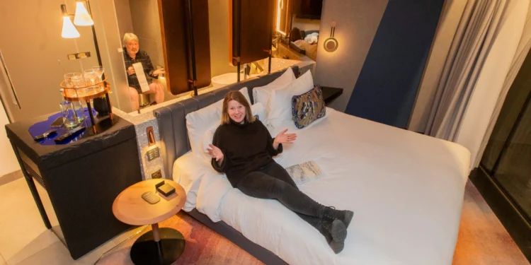 What happened to bathroom doors in hotels