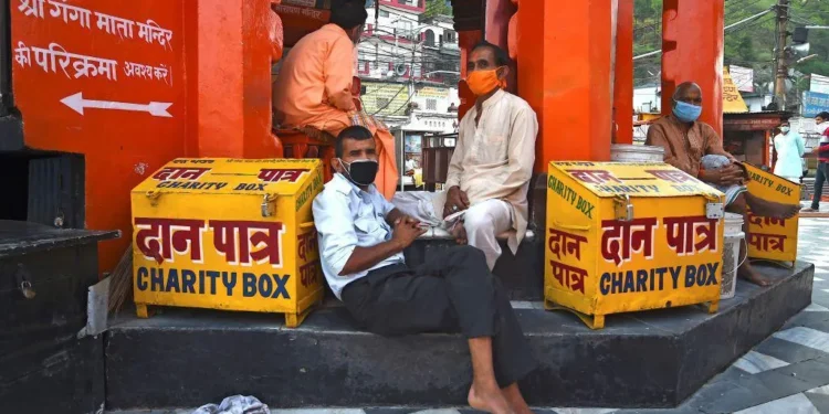 billions given to charity by ordinary Indians