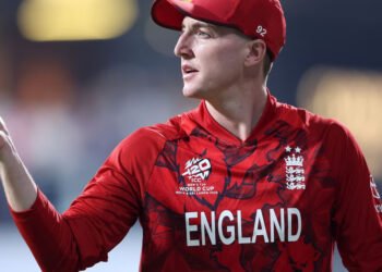 England too 'careful' in defeat by Windies