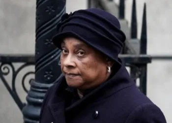 ex Mail reporter denies paying for Lawrence info