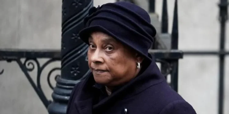 ex Mail reporter denies paying for Lawrence info