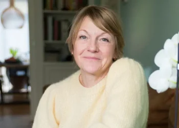 passport rule stops woman seeing dying mum