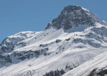 two Britons among three dead in French Alps avalanche