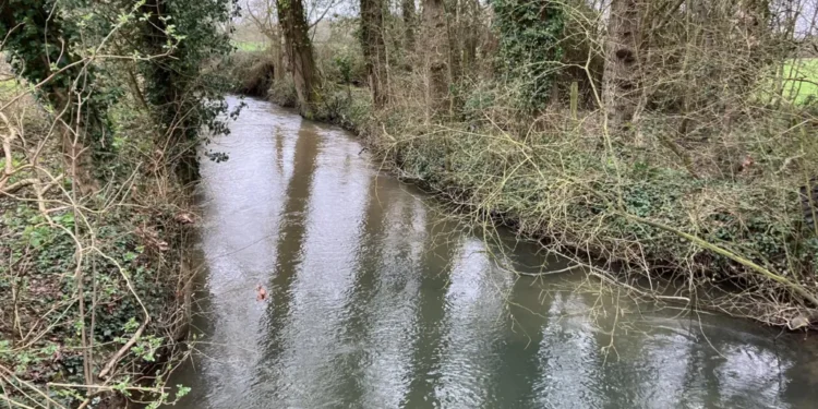 Concern as sewage pumped into river for six weeks