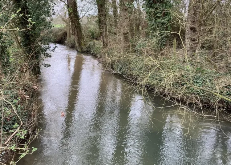 Concern as sewage pumped into river for six weeks