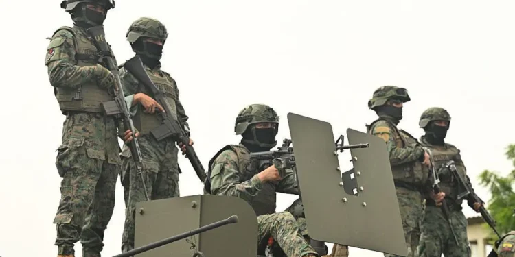 Ecuador deploys 75000 troops in drug gang crackdown
