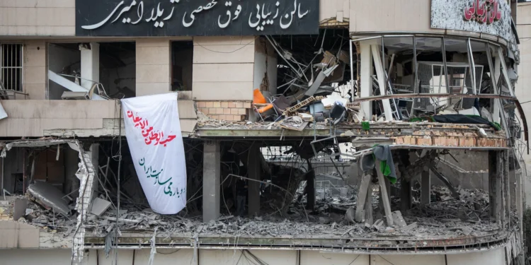 Iran Attacks Kuwait Desalination Plant Indian Worker Killed 2026