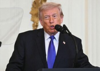 Iran Gulf shipping threat conflict